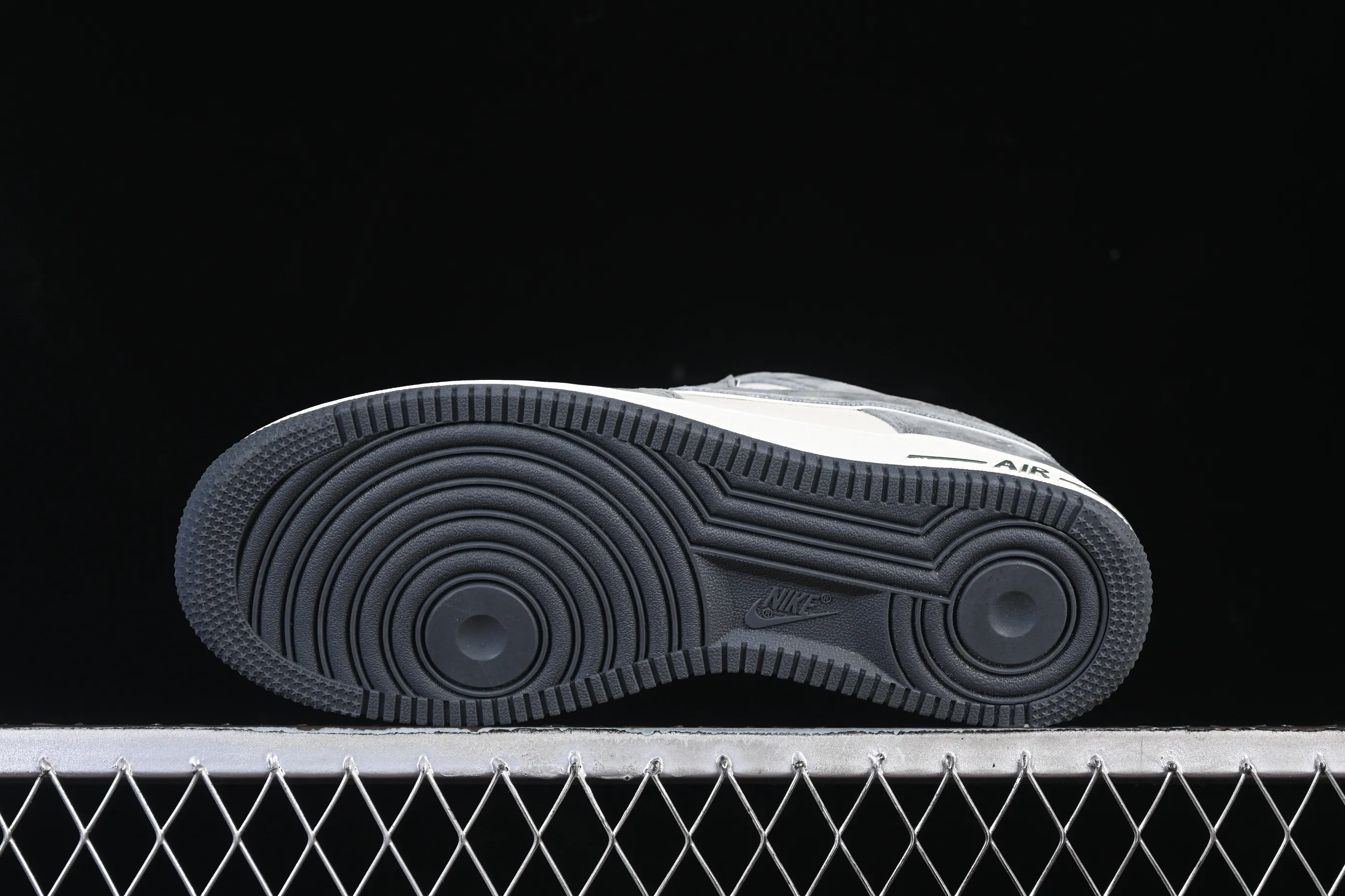 All Categories Nk Air Force 1 Air Force Series Nk Air Force 1 Low Air Force Low Nike Air Force 1'07 Low Violent Bear Joint Gray Pig Eight Air Force One Low Casual Shoes SY1388-004